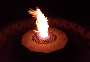 fire-pit-retaining-wall
